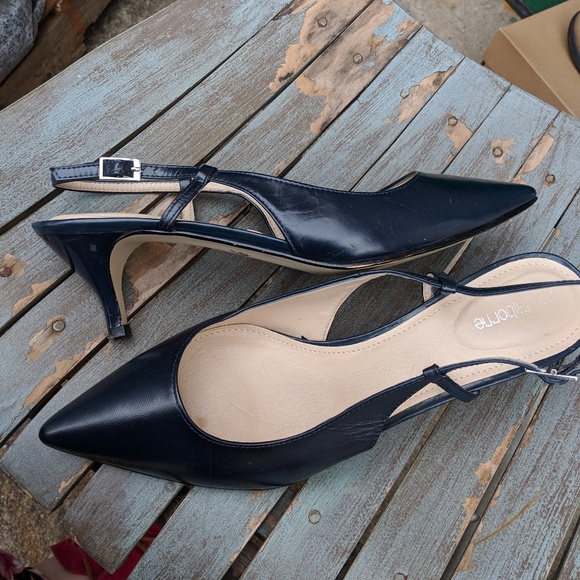 navy blue slingback heels